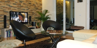 Křesla Capital Lounger v moderní domácnosti u naší zákaznice